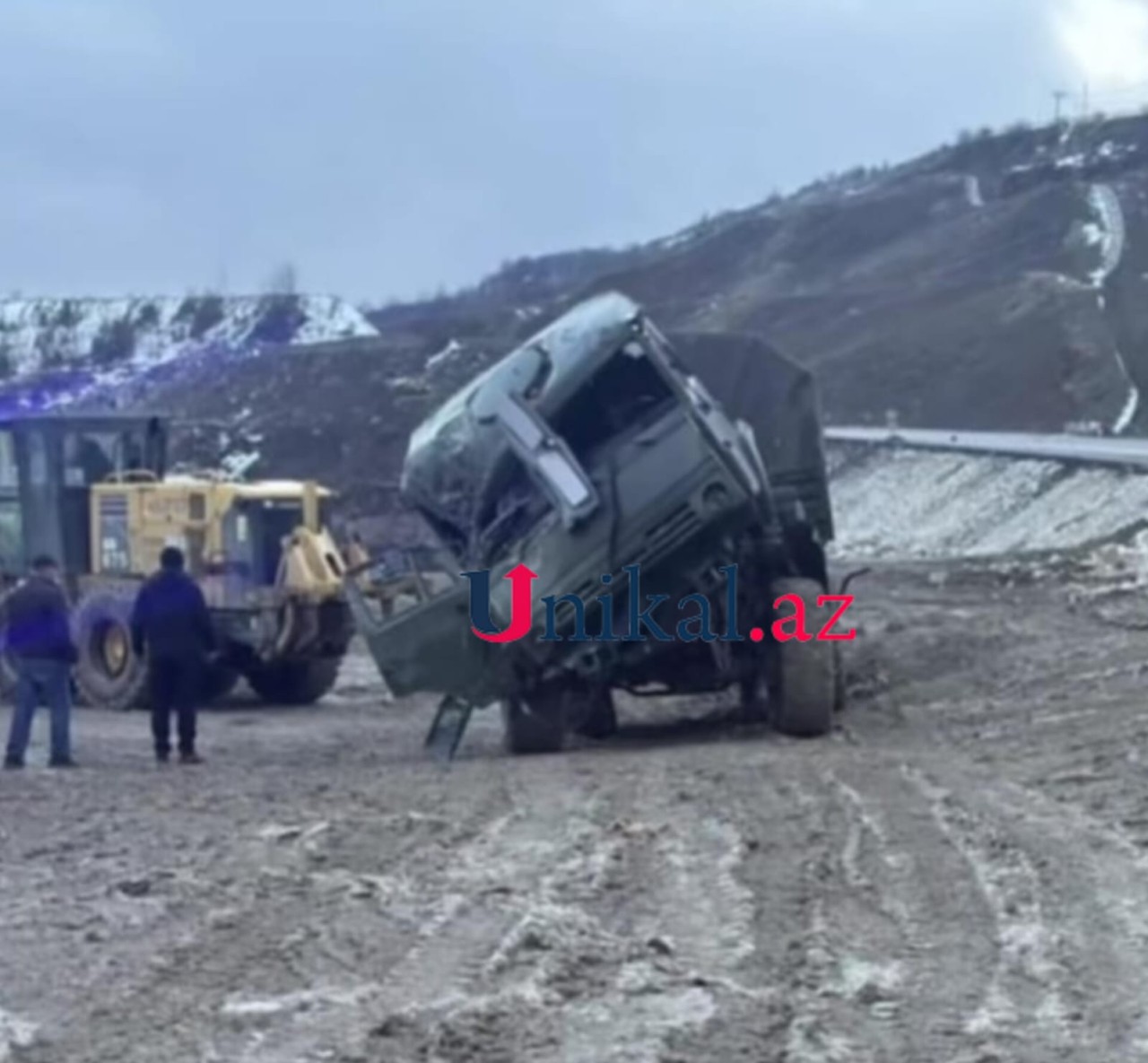 Hərbçimizin öldüyü ağır qəzadan FOTOLAR
